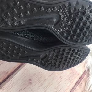 New nike flyknit Tripe black racer sneaker